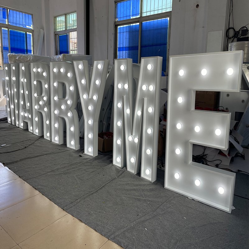 Propose to Bulb Subtitle 3ft 4ft Giant Led Bright Letter Led Subtitle Letter love Luminous Sign Marry Me Light up Letter