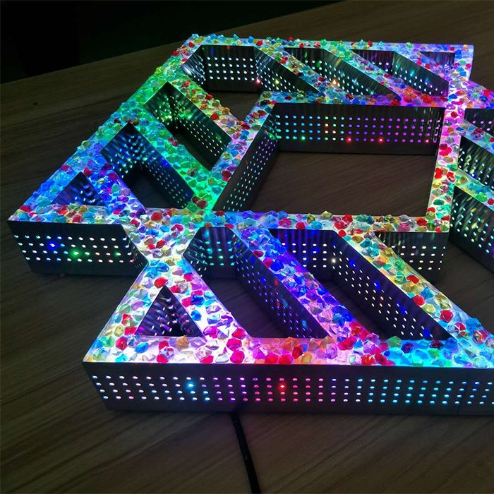 Diy Outdoor Diamond Face Led Edge Lit Punching Holes Lighting Letter Sign 3D Side Illuminated Advertising Signage