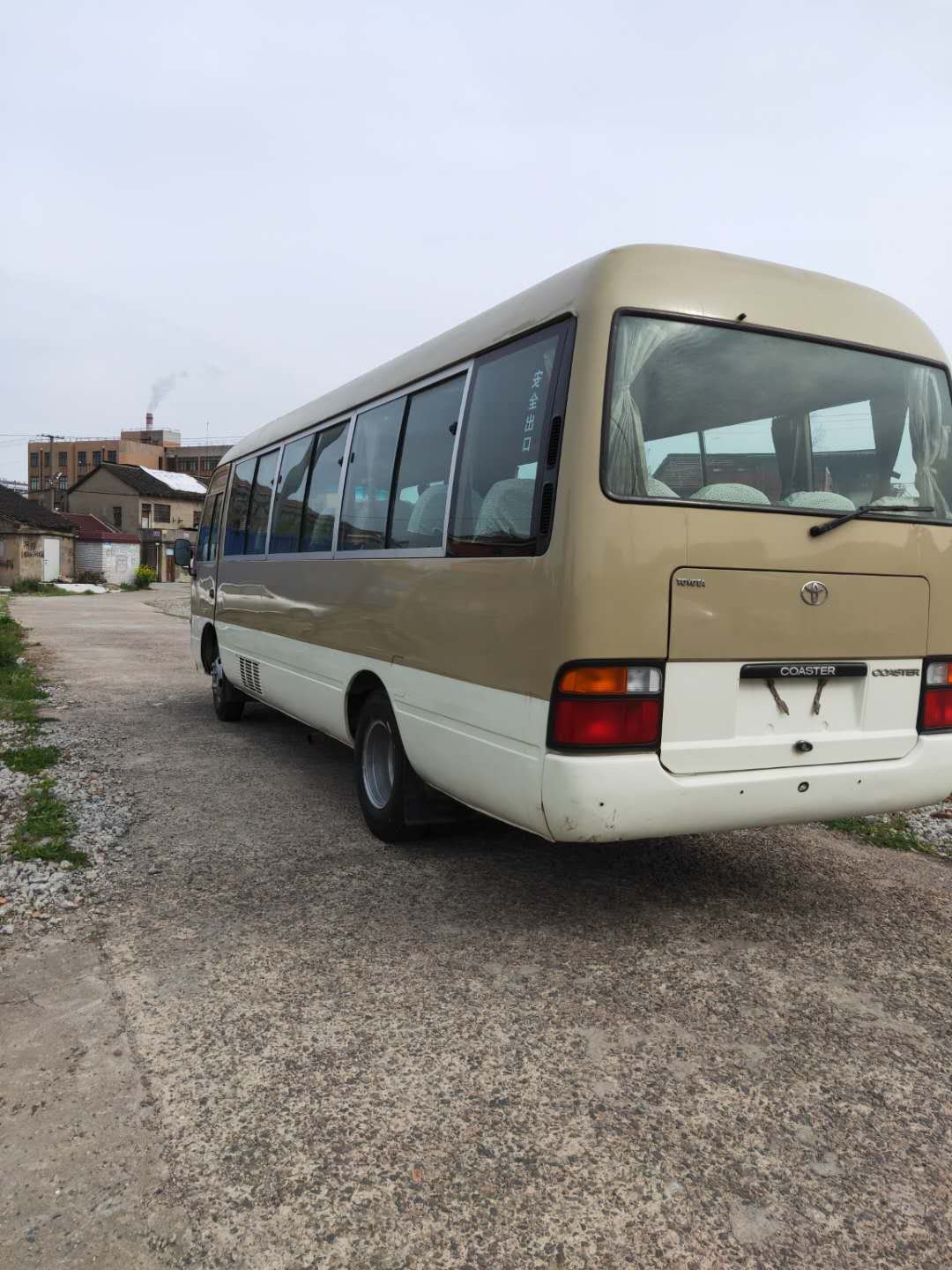 Petrol Gasoline toyota coaster Bus with 3rz Engine 23 24 25 26 Seats Minibus with Good Price Made 2018 2019