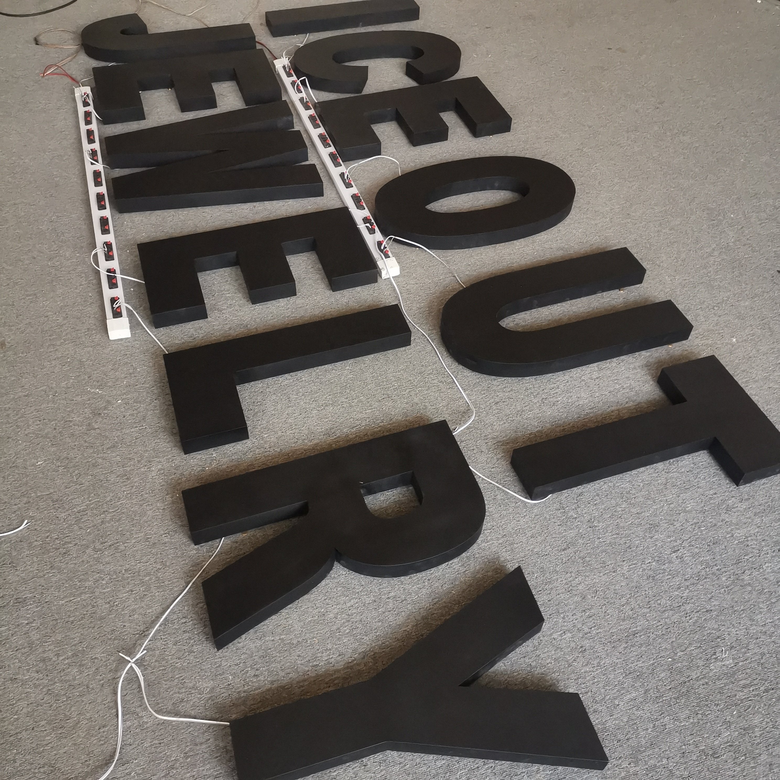High Quality 3D Metal Back Lighted logo Signs Led Lumi Backlit Stainless Steel Channel Letters Back Lit Led Sign