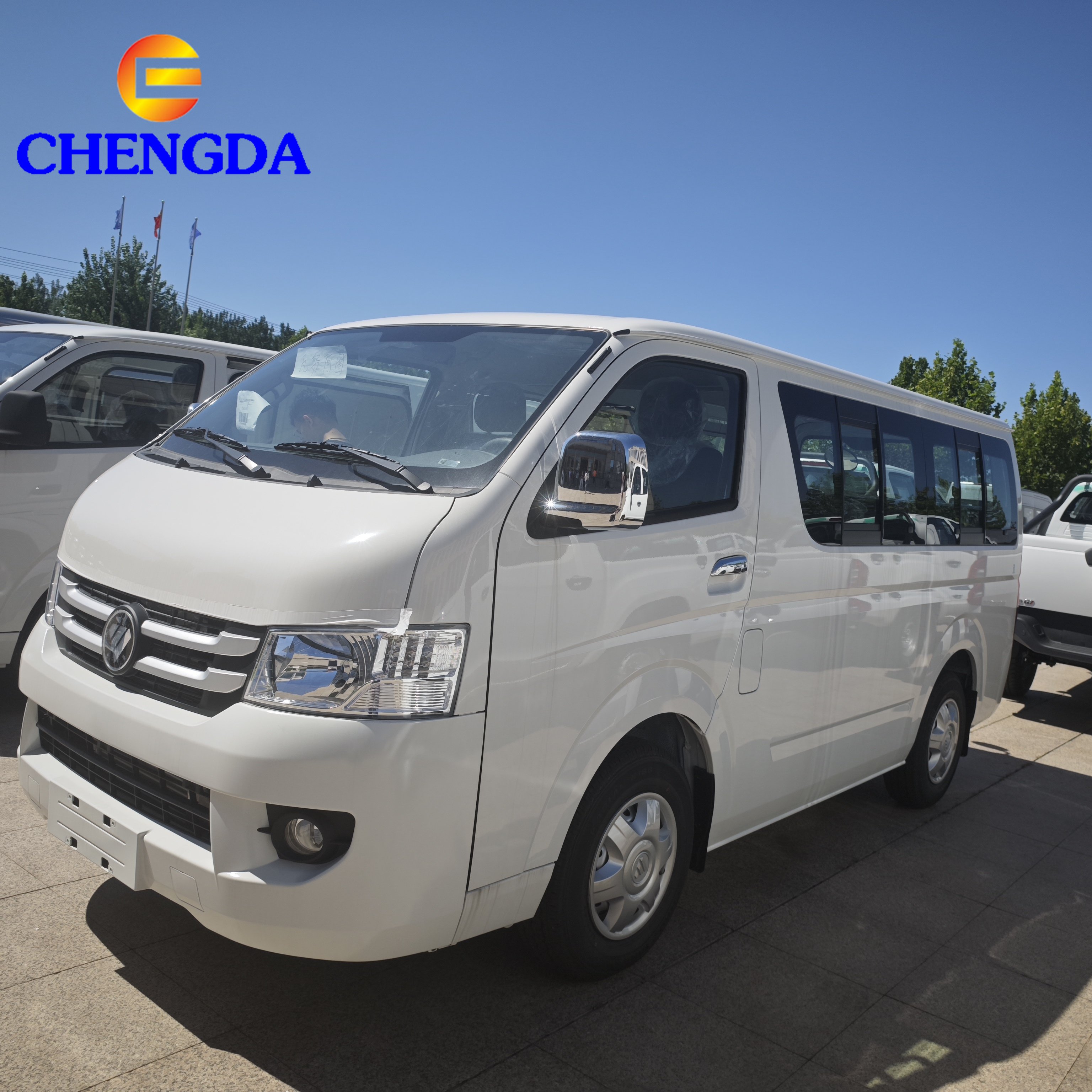 Chengda Factory Price New Used Foton Mini Bus 2 3 5 Ton Minibus 16 Seats Box Van Truck Diesel Electric Van Cargo