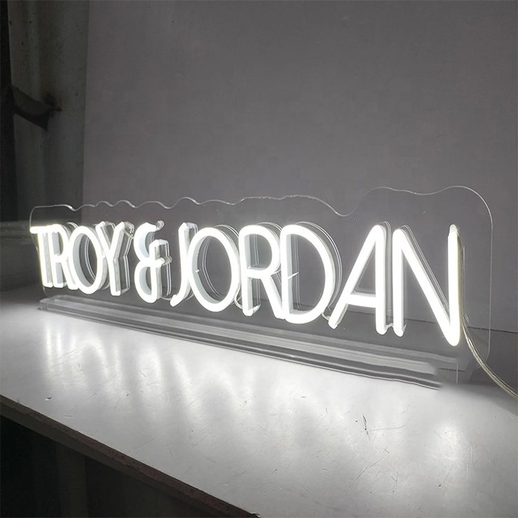 Custom Shop Decoration Solar Lamp Small Led Neon Sign Wedding Reception Tabletop Decorative LED Night Light for Table Decor