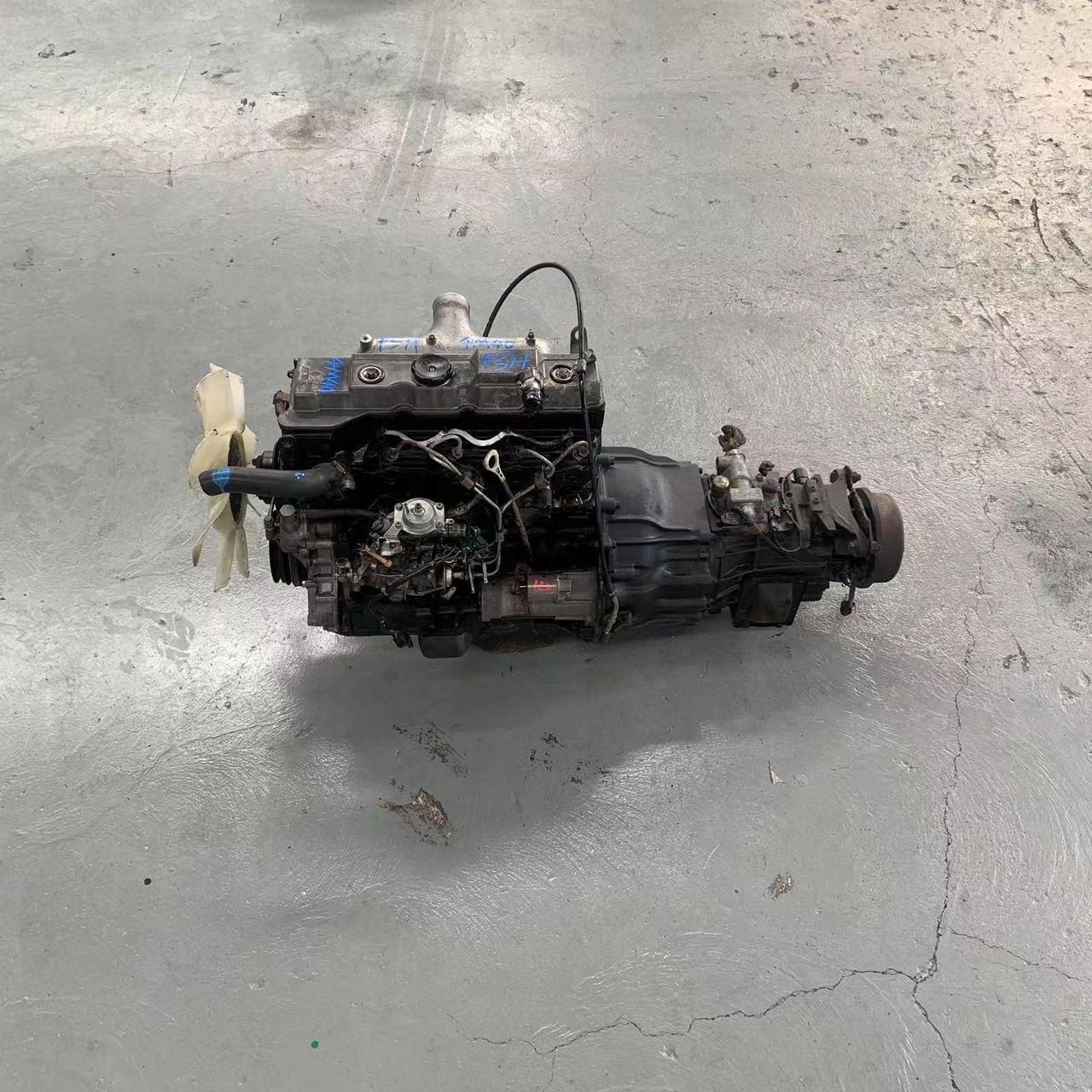 4M40 Used diesel Engine for Mitsubishi Truck Engine for Bus