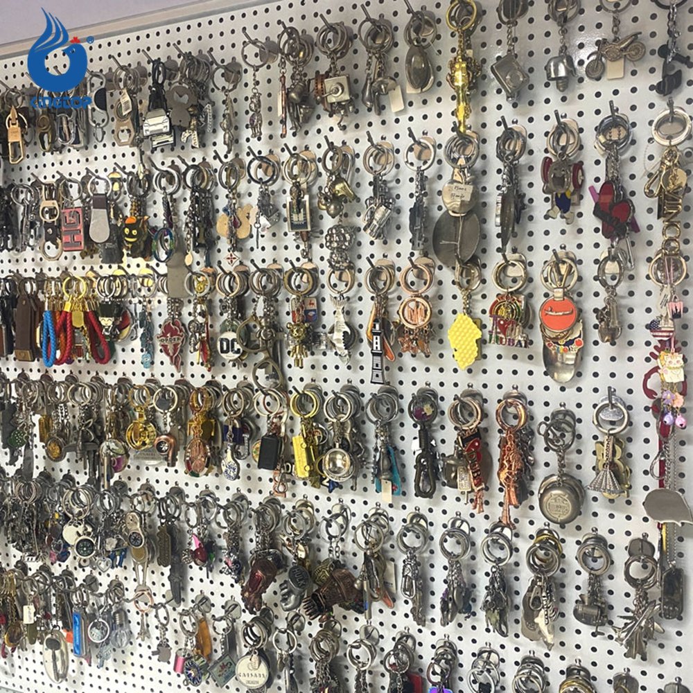 Wholesale Customized Keychain Key Chain Accessories Metal Keychain 3d Custom Keychains Travel Souvenirs Gift Alloy Key Chain