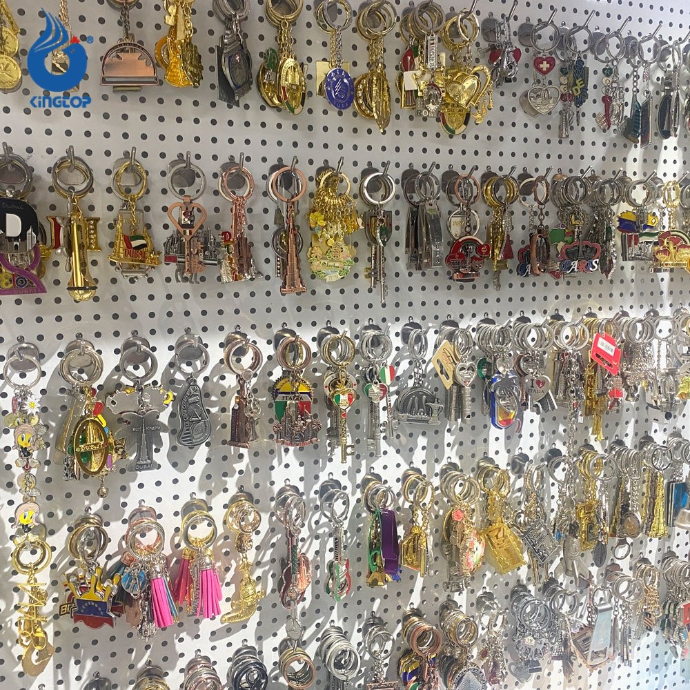Wholesale Customized Keychain Key Chain Accessories Metal Keychain 3d Custom Keychains Travel Souvenirs Gift Alloy Key Chain
