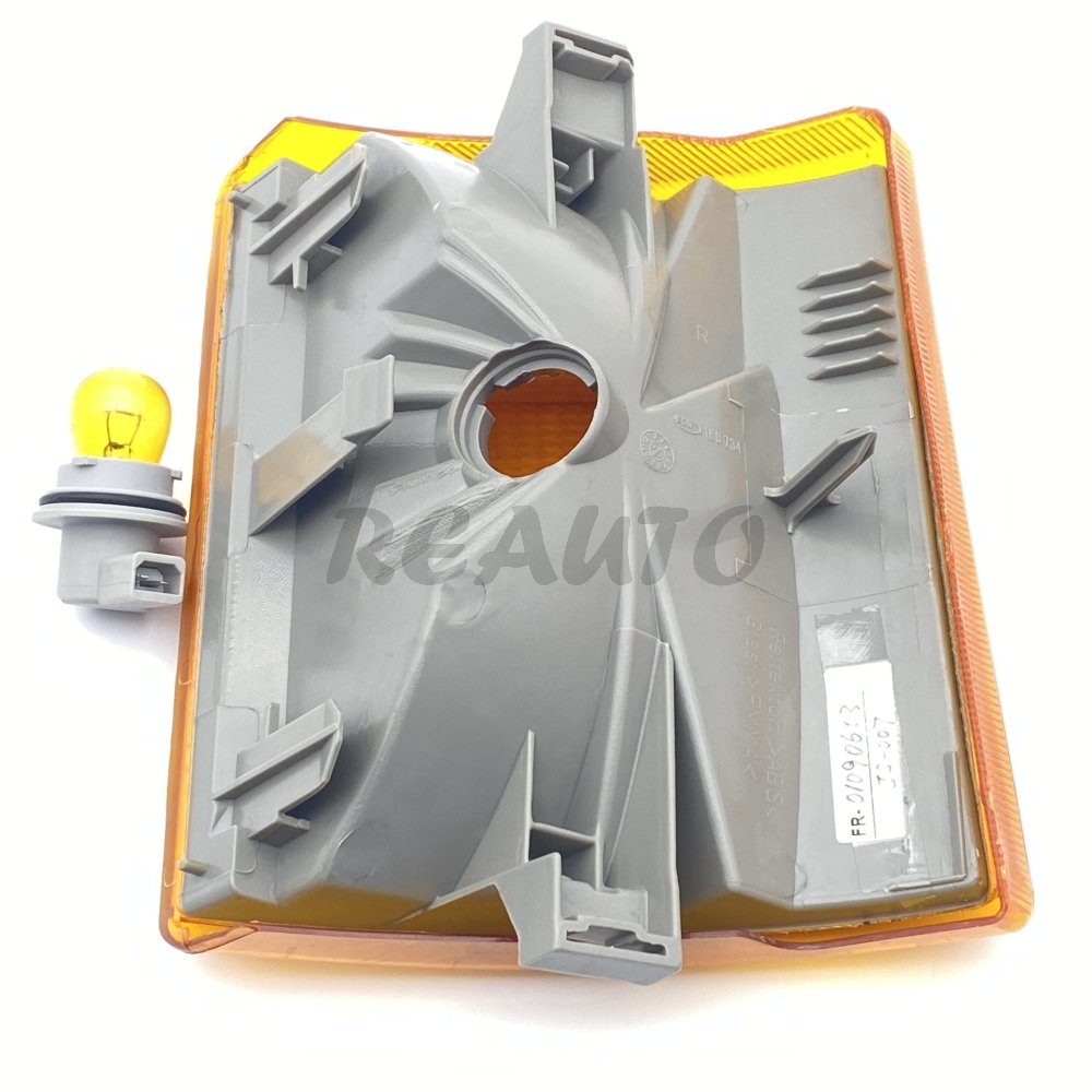 Front Corner Lamp for Mercedes-Benz 404 Bus Spare Parts Light System FR01090603
