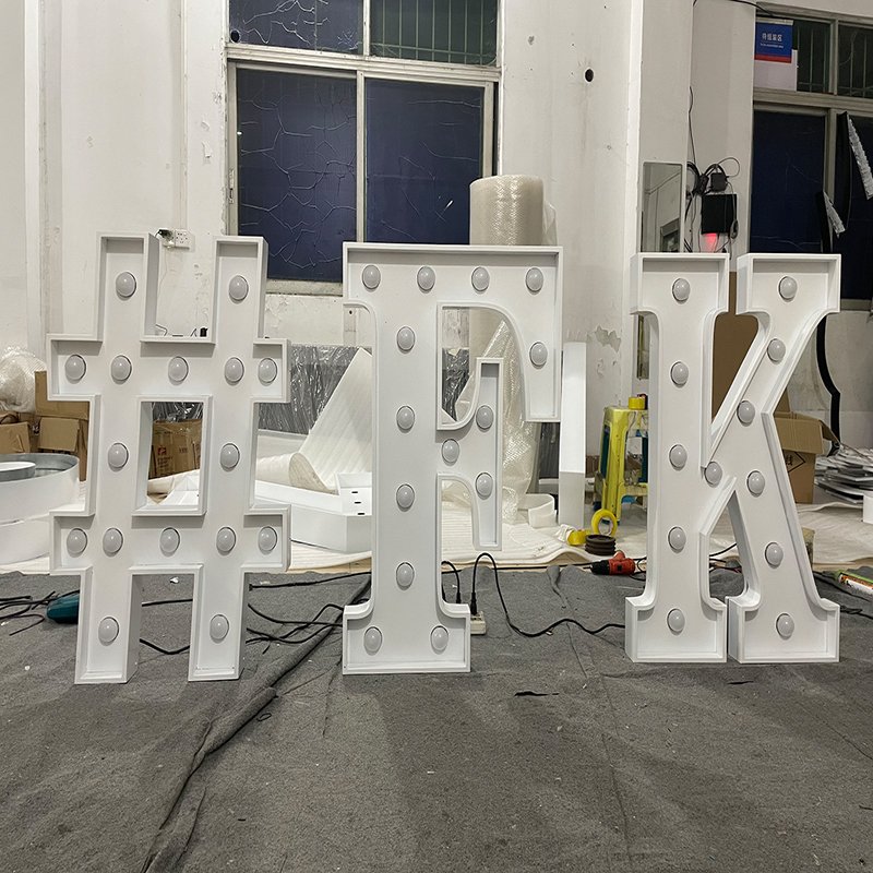 2022 Custom Hot Selling Led 3foot 4foot Colorful Light Bulb Letter love Wedding Decoration Birthday Party Background
