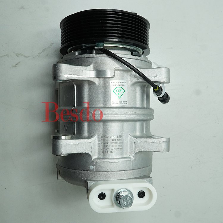 Diesel Engine Parts 5295582 Diesel Air Refrigerant Compressor 5295582