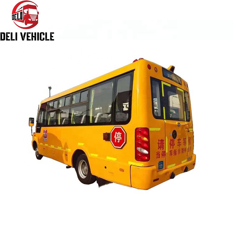 Chinese Used School Coach Bus KLQ6706 2015 Year 34 Seats for Sale