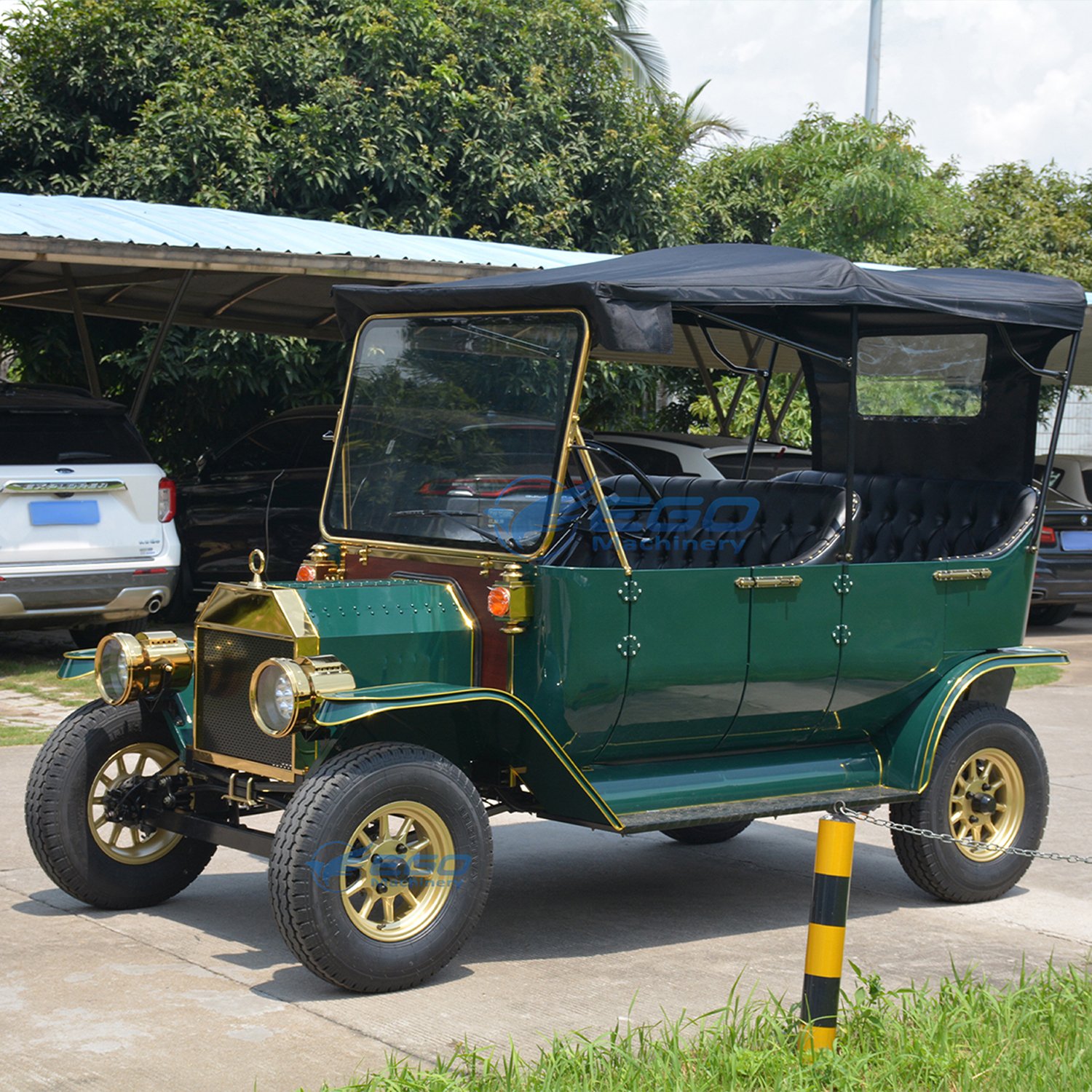 New Sightseeing Car All High Quality Low Price Customized Vintage Electric Classic Classic Car