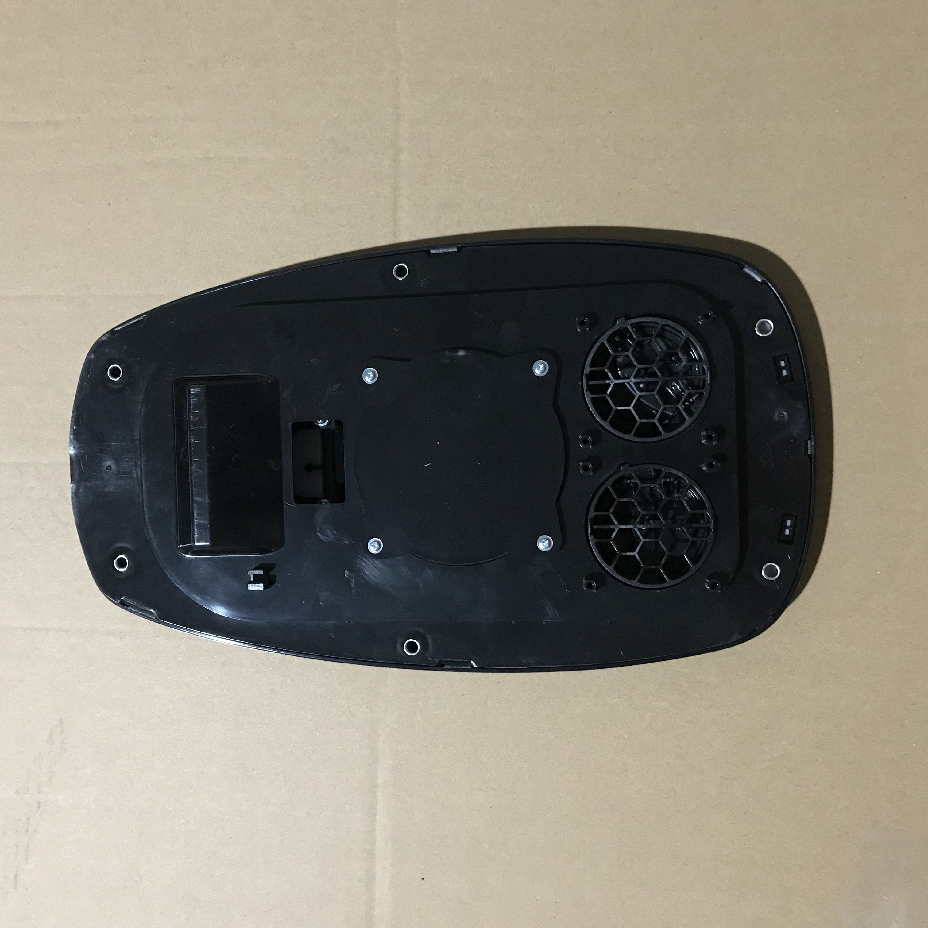 High Quality Auto Bus Body Parts Air Vent Wind Outlet Air Outlet 8111-02112Y for Bus Parts and Accessories