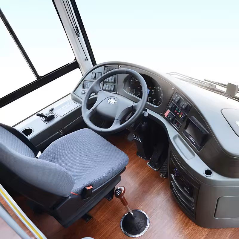 Explosive Models Passenger Car Diesel Bus Coach Luxury Ankai A8 Bus 49+1 Seats Buses and Coaches Deposit