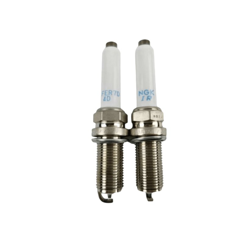 Sinotruk Howo T7H SITRAK C7H Spare Parts Natural Gas Engine Spark Plug 202V25923-0001 202V25923-0005 Japan Spark Plug for Man