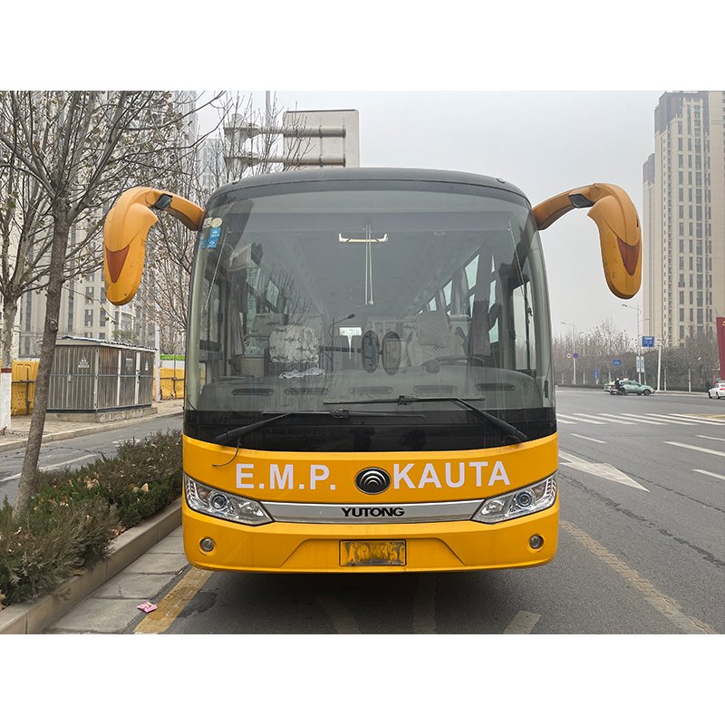 Yu Tong Back Engine with 60 Seater Used Buses School Bus in China