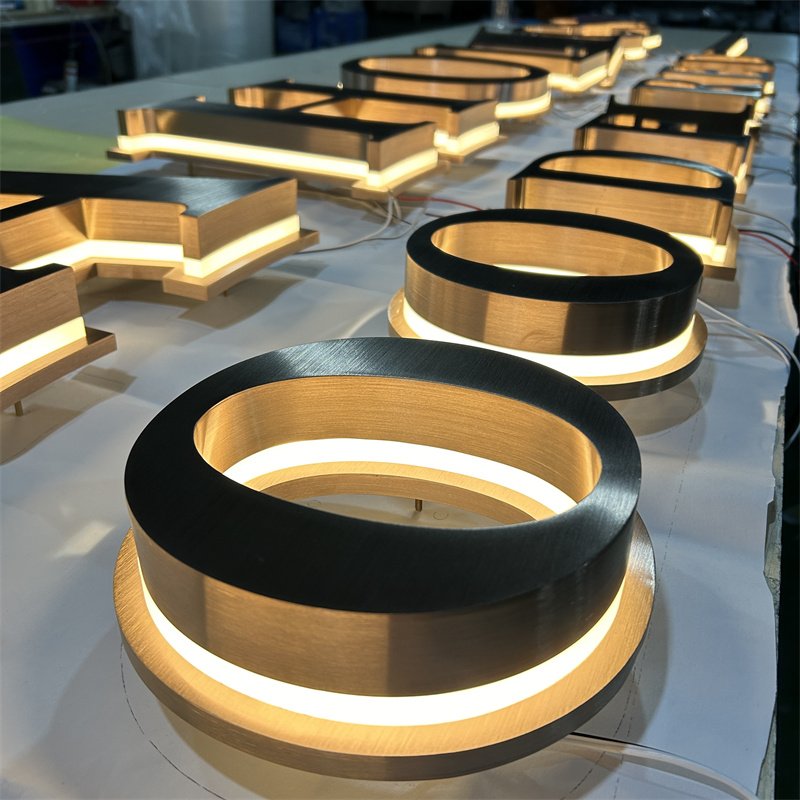 Customized Luminous Signs Gold Stainless Steel Backlit Electronic Sign Outdoor Sign
