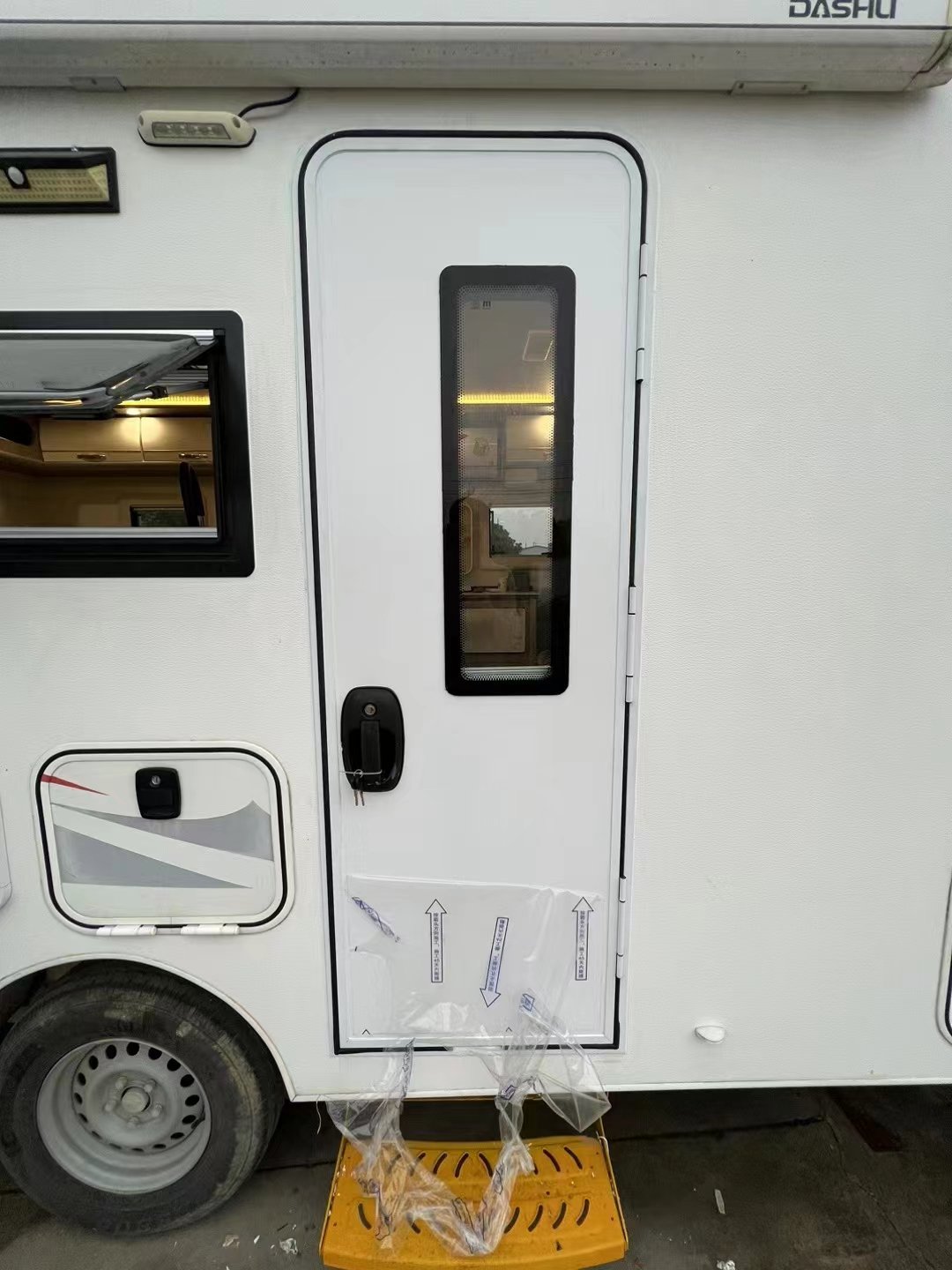 MAYGOOD Newest European Style RV Entry Door for Motorhome,caravan and Trailer Etc.