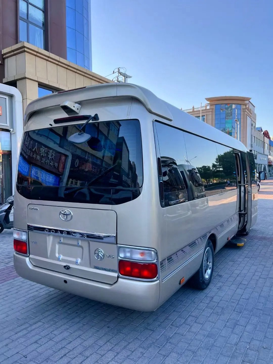 Spots Goods Used Coaster Bus Toyota Coaster 30 Seater Bus Coaster Bus 16 Seaters for Sale