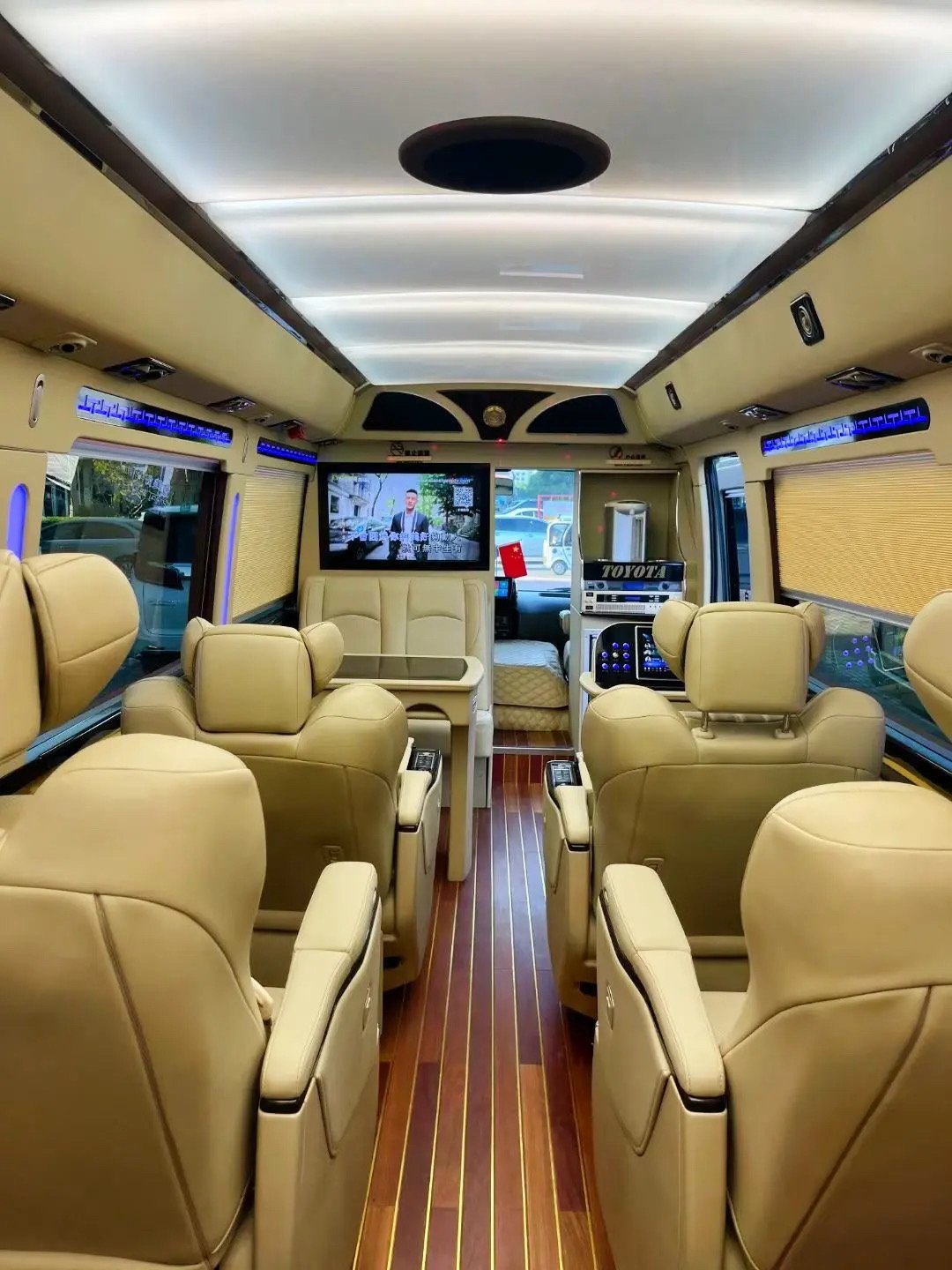 Spots Goods Used Coaster Bus Toyota Coaster 30 Seater Bus Coaster Bus 16 Seaters for Sale