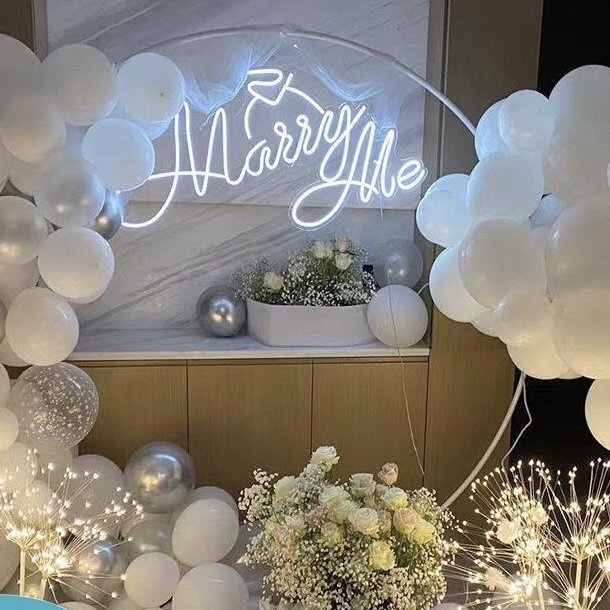 GKO Manufacturer's Popular Wedding Neon Sign Led Bar Party Decoration Acrylic Neon Light Signs Custom Electronic Sign