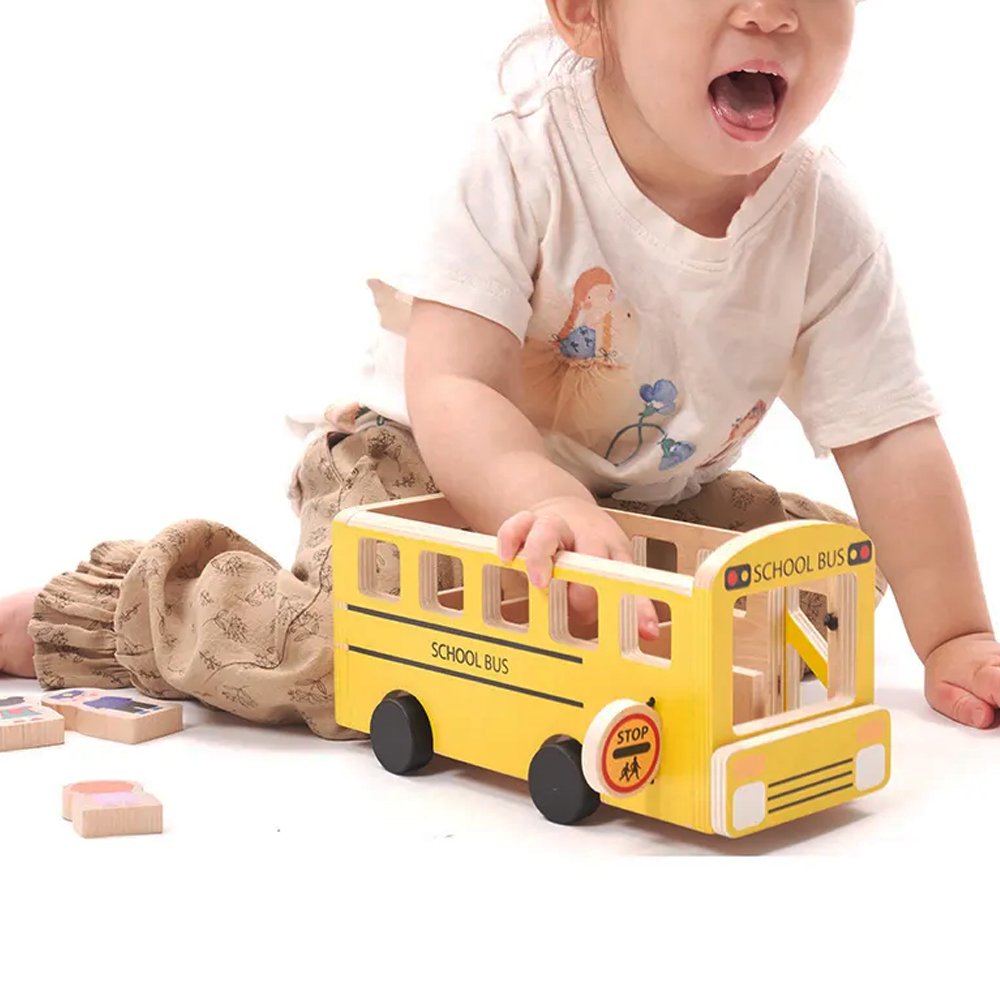 High Quality Classic Solid Wood School Bus Children Pretend Play Kit Safety Wooden Toy Car for Kids with Smooth Rolling Wheels