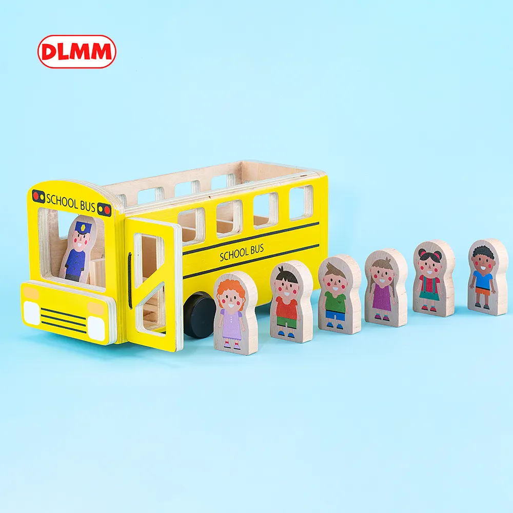 High Quality Classic Solid Wood School Bus Children Pretend Play Kit Safety Wooden Toy Car for Kids with Smooth Rolling Wheels