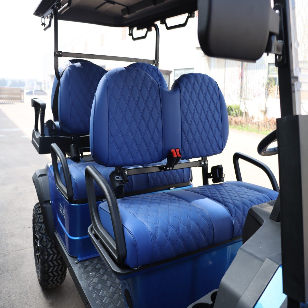 LUBEI Vehicle Manufacturer OEM/ODM 6-Seats 4000W 60V 4 Wheel Electric Mobility Scooter Electric Sightseeing Bus Car in China