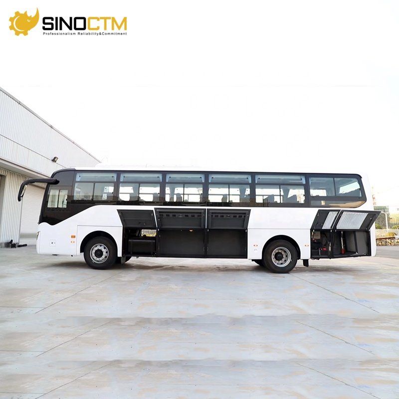 China New Brand 30-50 Seats Long Distance New Design Luxury Tour Coach Bus for Sale