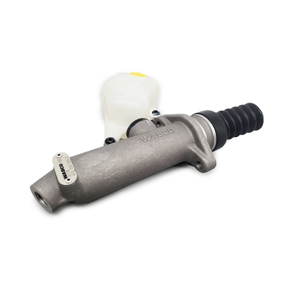 Truck Drive System Parts Clutch Master Cylinder 4700530240 Clutch Main Pump Assembly for Trailer Parts