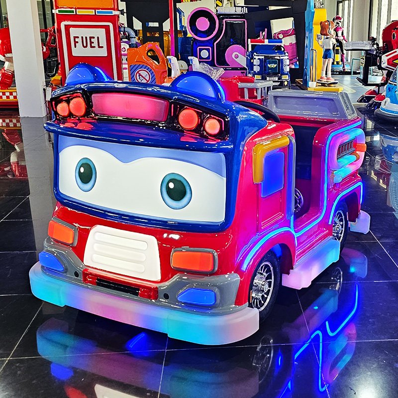 Top-Quality Amusement Kid Ride Battery Bumper Car With Big Wheels for Indoor and Outdoor Areas of Shopping Malls and Squares
