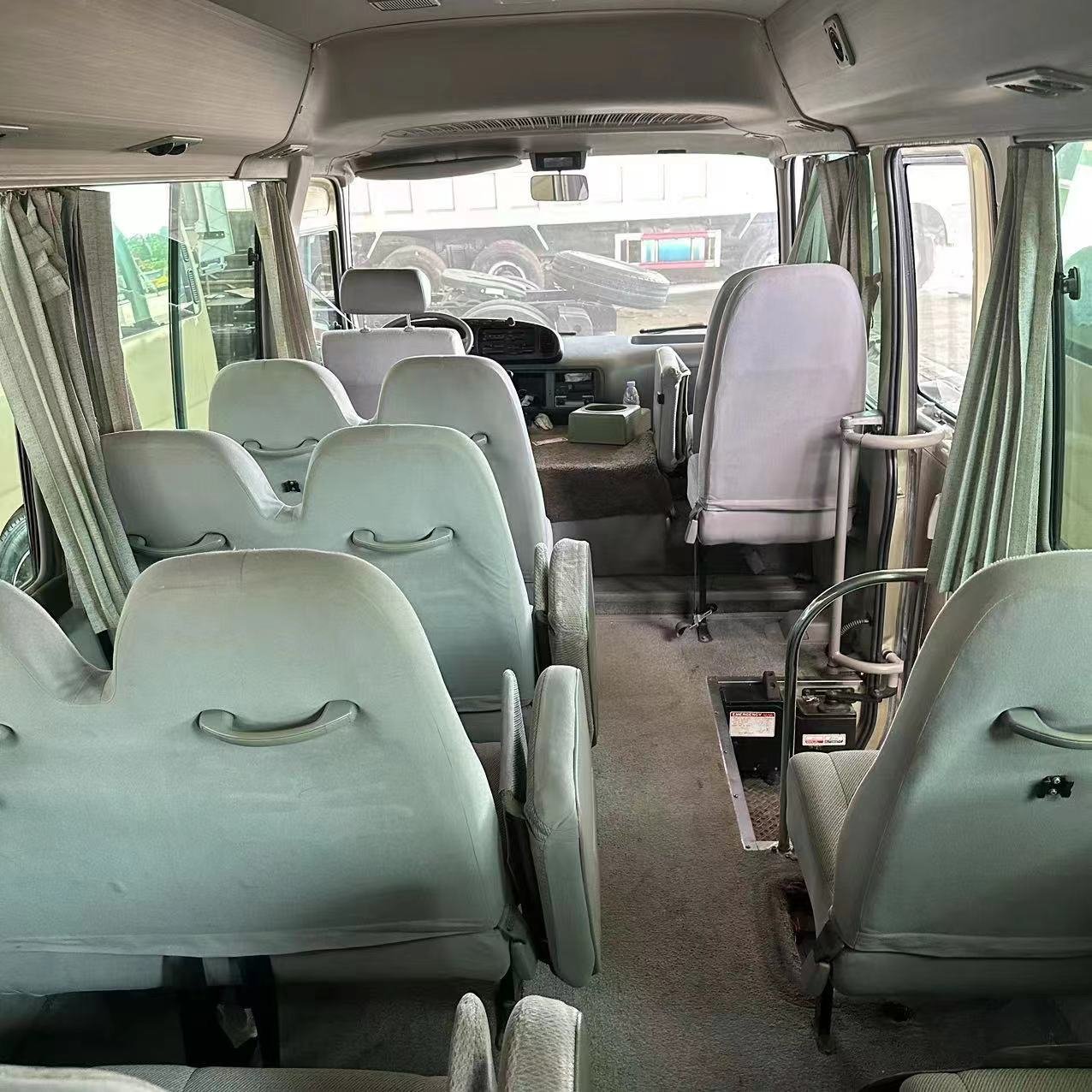 2016 Year Cheap Used Original Coaster Good Quality 30 Seats Bus for Toyota