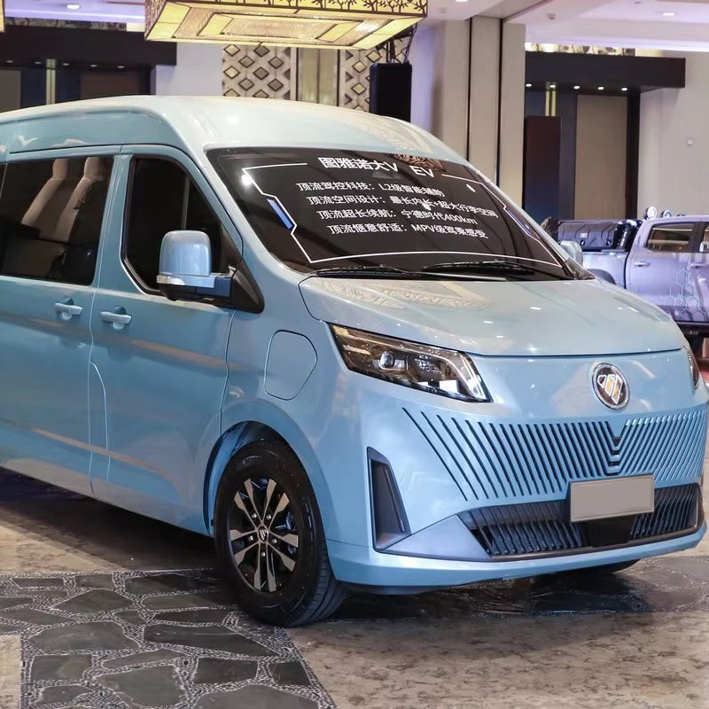 Foton Mini Ev Van for Sale 4 Doors 4 Wheels 215/75R16Lt Tyres 9 Seat Capacity Lfp Battery for Foton