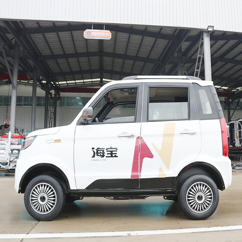Super Cool 4 Wheel Low Speed Electric Car New Energy Adult Mini Car Electric China Factory Cheap Car