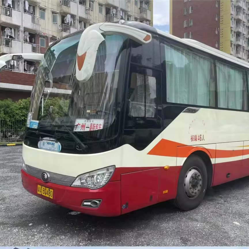 Y Utong Used Bus ZK6116 46 Seats Lhd Automatic Luxury City Bus Coach Passenger Buses