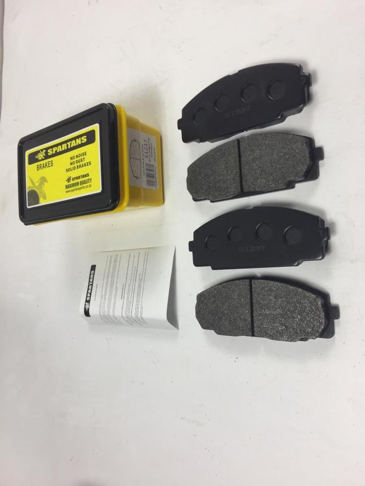 Car Hiace Van Mini Bus Quantum 2005-2016 Brake Pads 04465-26070 04465-26320 KD2605