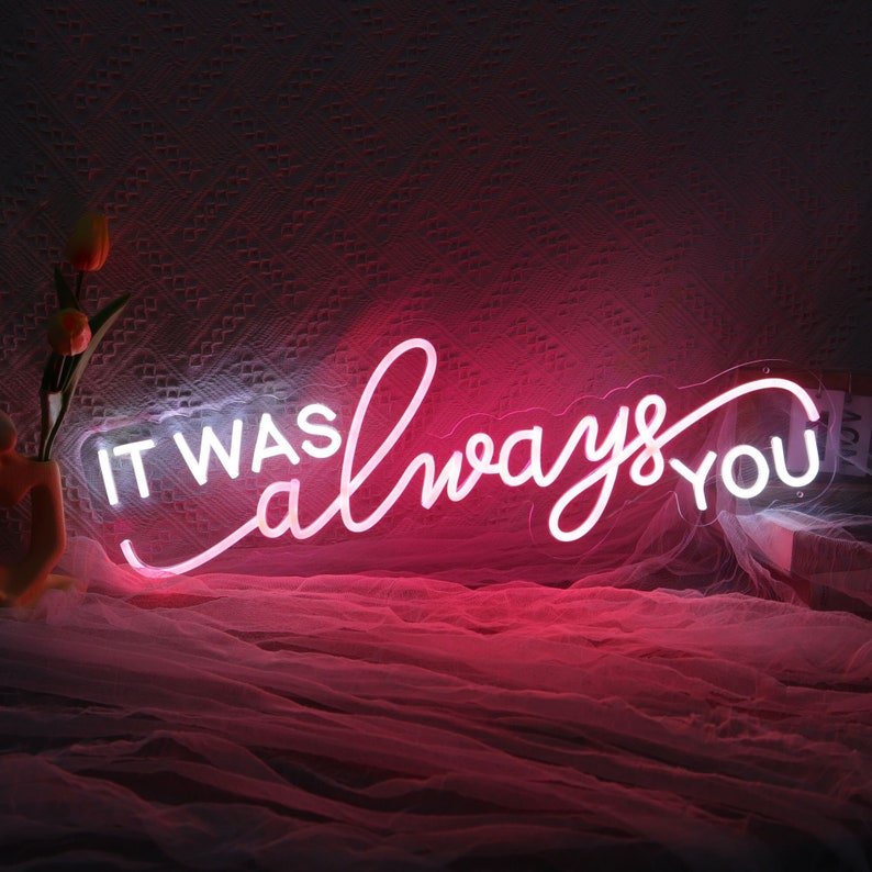 Wholesale LED RGB Flex Light Cafe Bar Club Party Me Letters Custom Neon Sign for Sale