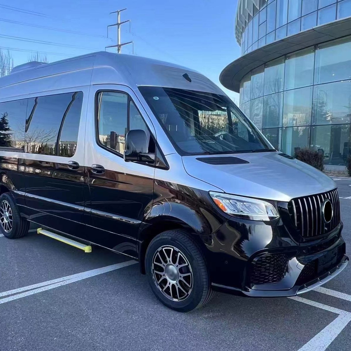 Hot Sale Bumpers Body Kit with Headlights for Mercedes Benz Sprinter W907 2018- Long Version Upgrade to 2024 AMG.