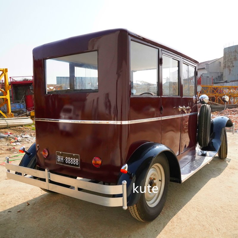 Full Closed 5 Seater Electric Classic Car Sightseeing Bus Vintage Limousine Car for President