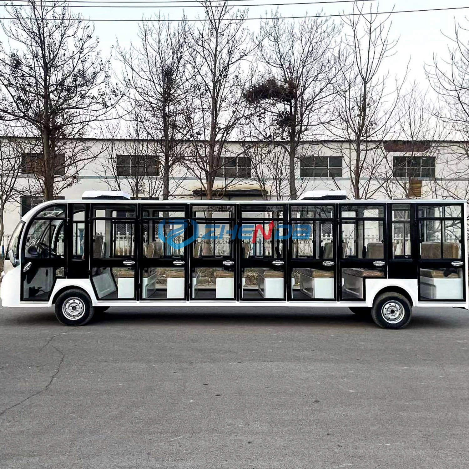 23-Seat School Bus Produced by Professional Bus Manufacturer Is for Sale