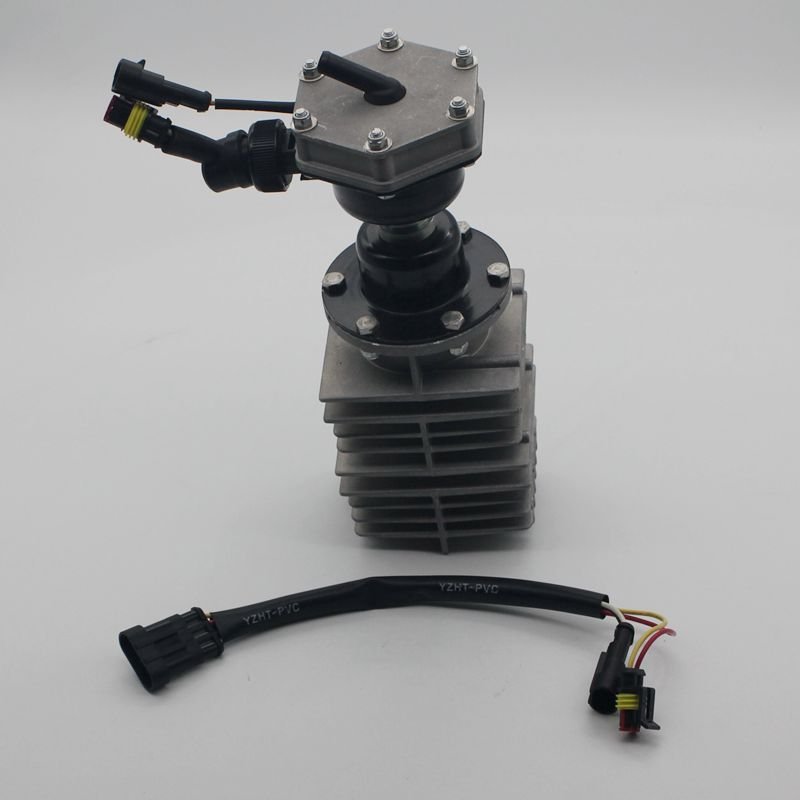 Brake Condenser 235200020 6125G1-BC00-3550030 3511310NT 35MA1-50030 Spare Parts for King Long