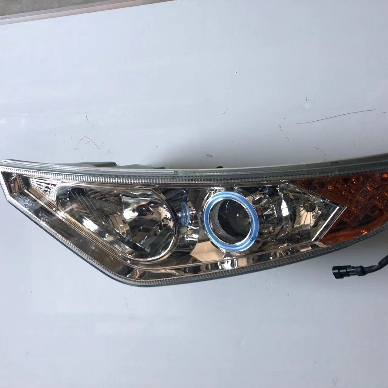 Bus Head Lamp Front Light Car Mercedes Sprinter White Universal Headlight Plastic Color Material Origin Type Certificate
