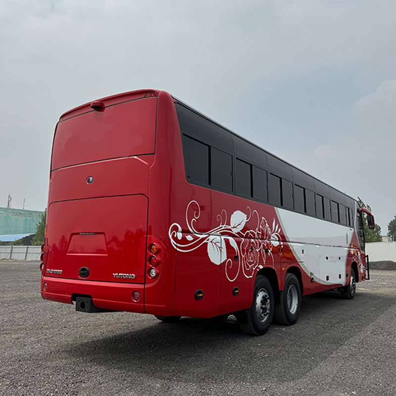Brand New Yu-tong Euro 3 Diesel Luxury Bus for Sale Brand New Front Engine Double Rear Axle Coaches 72 Seat Bus
