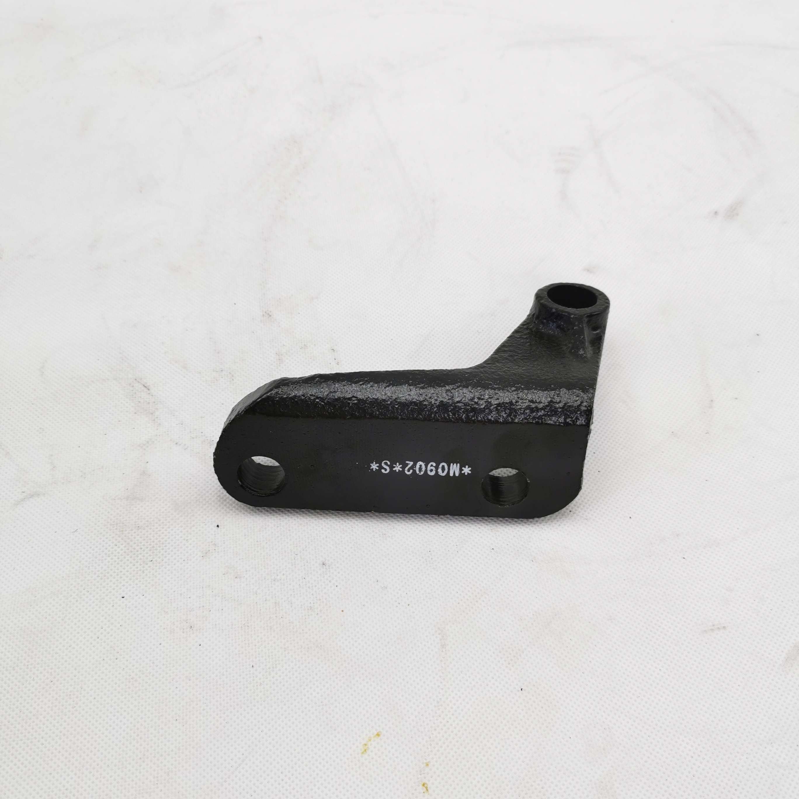 Foton Truck Parts Right Front Shock Absorber Lower Bracket FL1292190100A0A1849