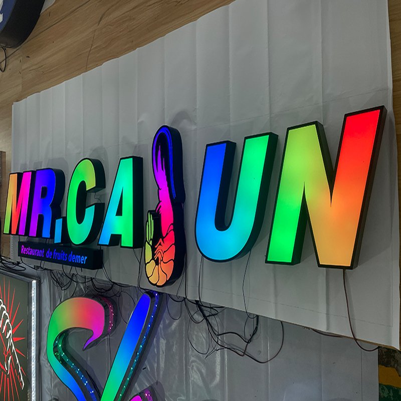Free Design Business Acrylic Sign Luminous 3D LED Letters Custom Sign for Shop Display for Office Bars
