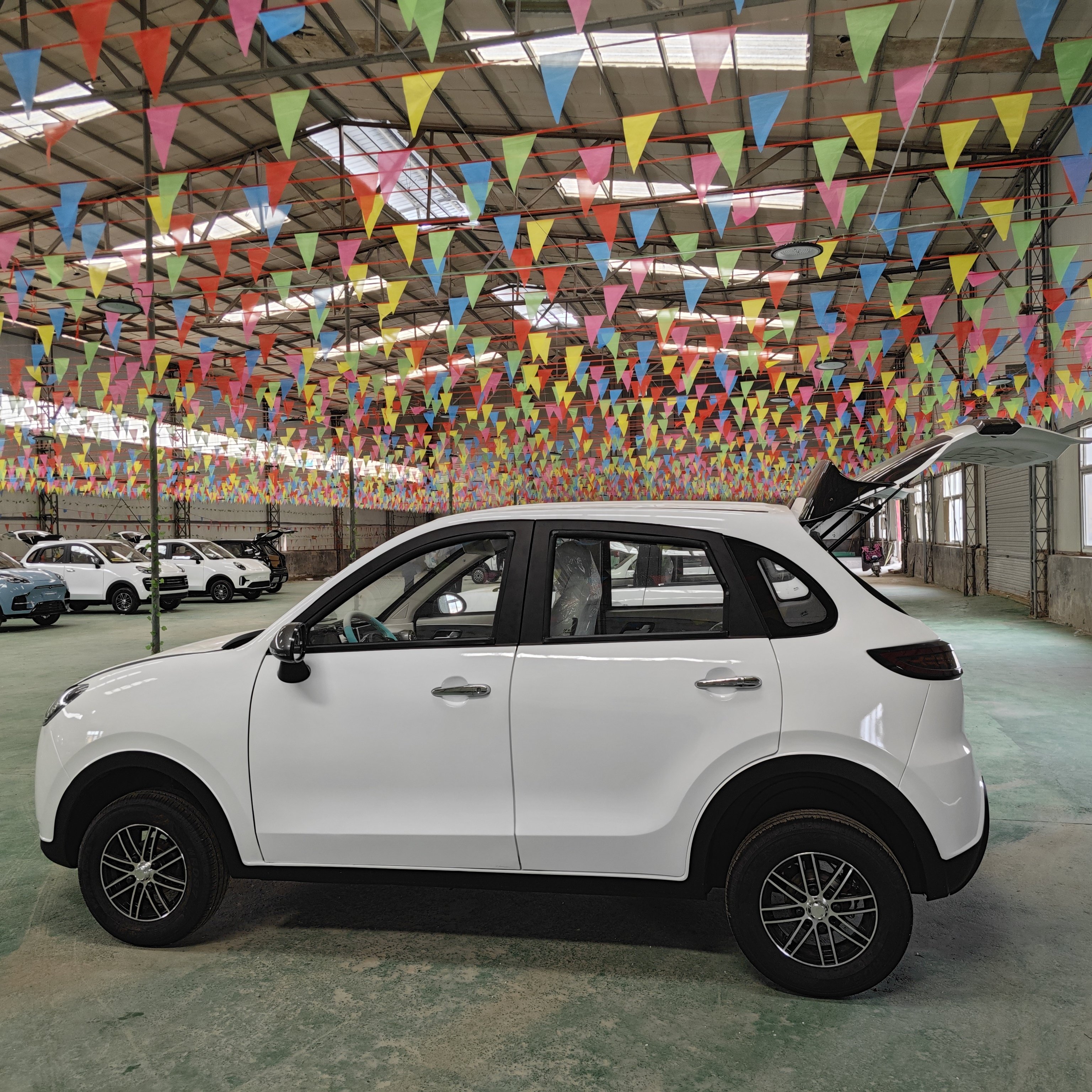 Hot Selling Factory Direct Sales Cheap High Performance Electric Car for Adults Mini Electric Cars China Mini Ev EV CAR