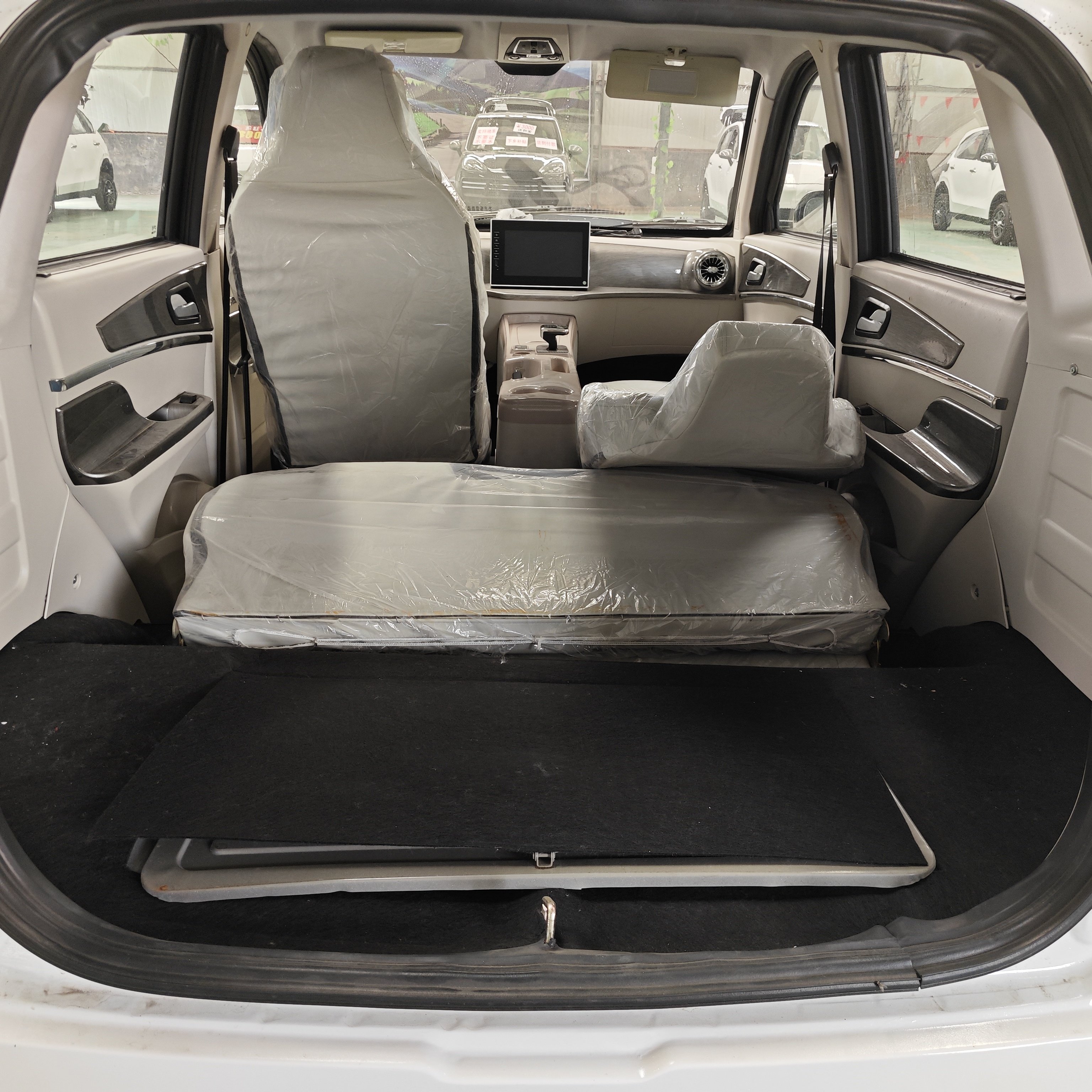 Hot Selling Factory Direct Sales Cheap High Performance Electric Car for Adults Mini Electric Cars China Mini Ev EV CAR
