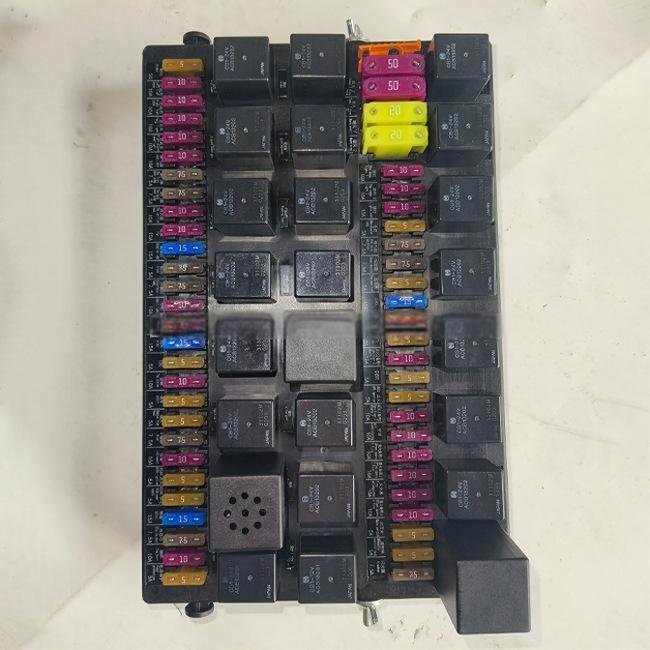 Original Factory Bus Parts New Central Control Box Made of Plastic for Kinglong Zhongtong Higer Golden Dragon Ankai