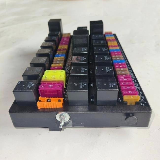 Original Factory Bus Parts New Central Control Box Made of Plastic for Kinglong Zhongtong Higer Golden Dragon Ankai