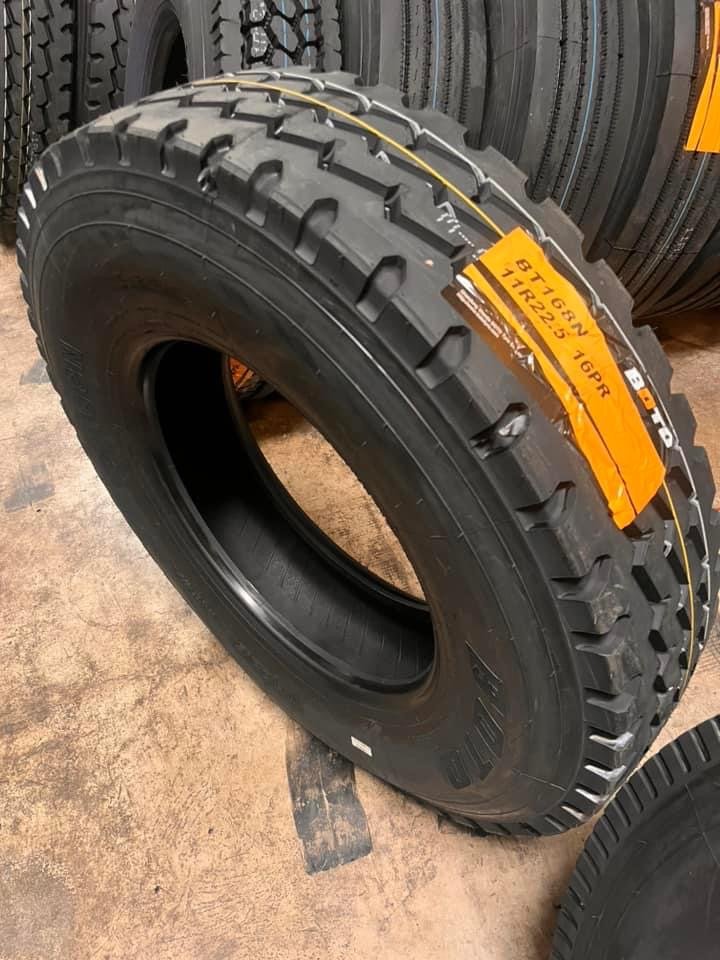 Radial Tube Truck Tyre 11R22.5 for Urban Bus