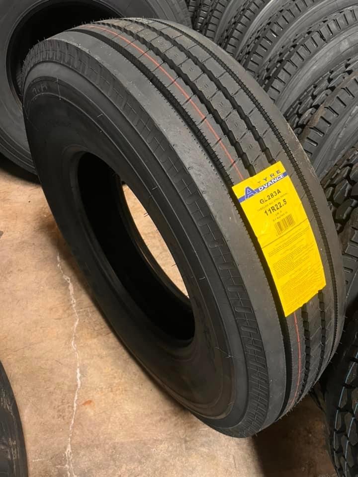 Radial Tube Truck Tyre 11R22.5 for Urban Bus
