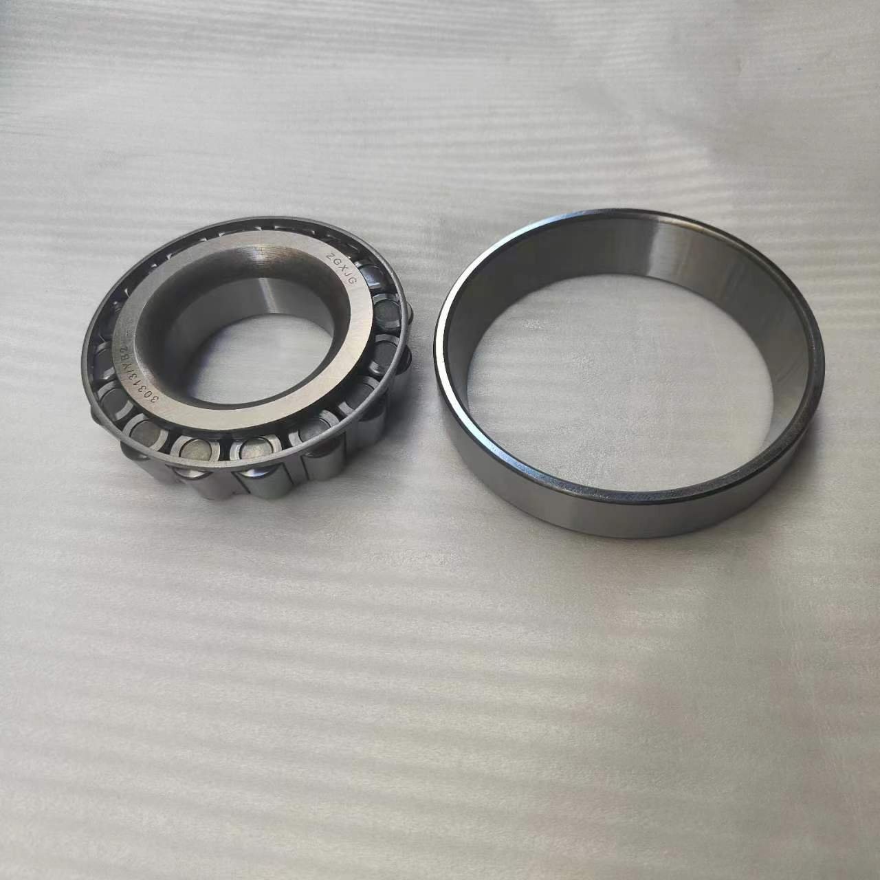 New Auto Bearing Bus Spare Parts Bus Front Wheel Hub Inner